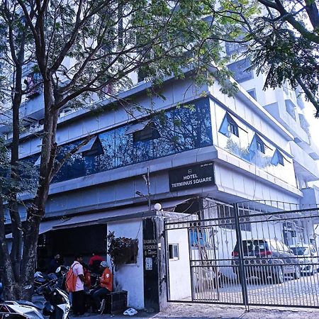 Отель Terminus Square Kurla Экстерьер фото