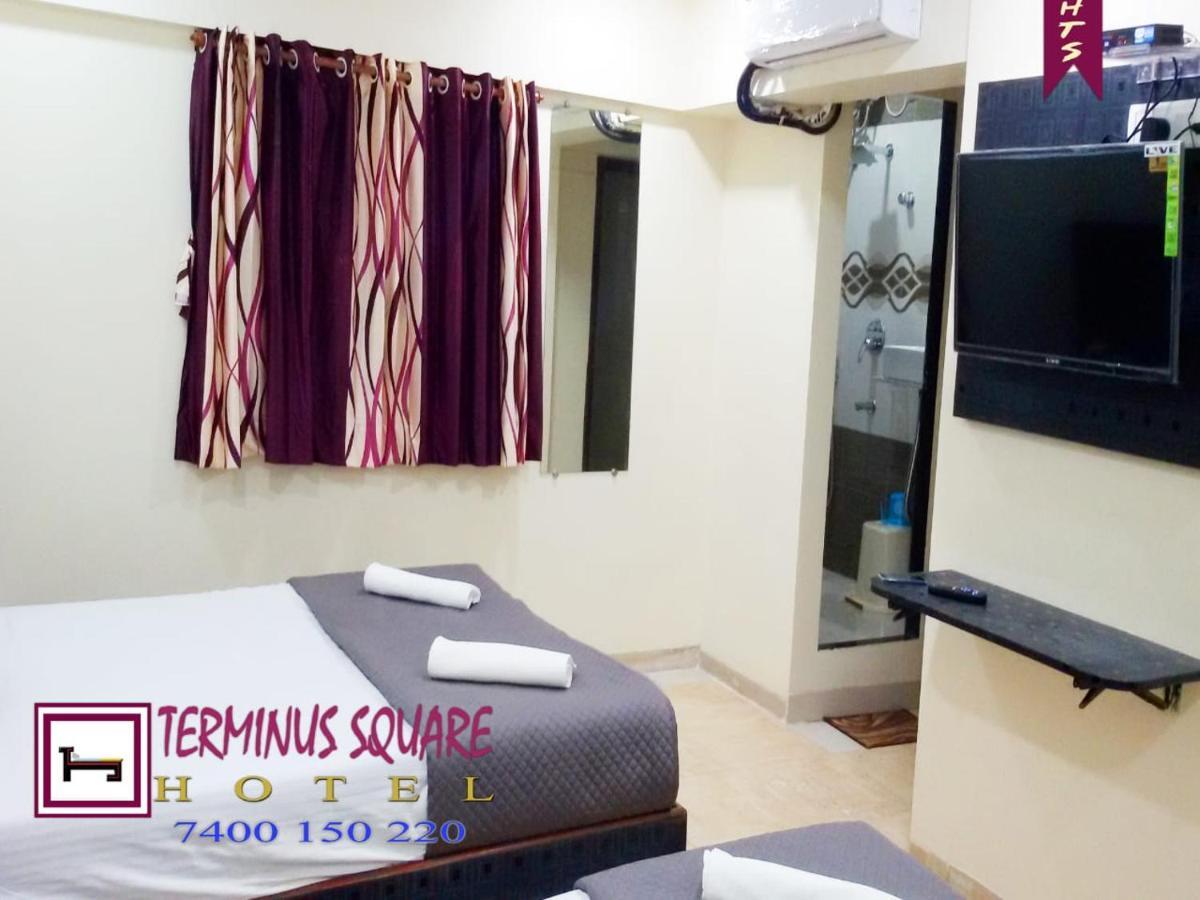 Отель Terminus Square Kurla Экстерьер фото