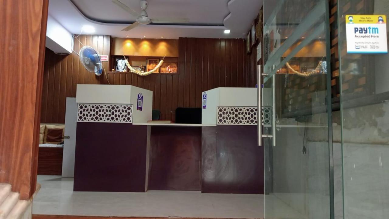 Отель Terminus Square Kurla Экстерьер фото