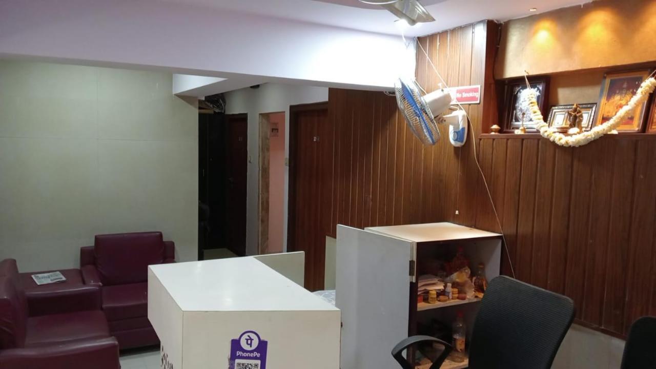 Отель Terminus Square Kurla Экстерьер фото